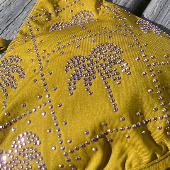 LUX ✨ MAAJI x Revolve Set - Palmetto Balminess Bikini Top & Sunnier Bottom - L - Picture 6 of 17